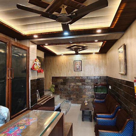 Rajdhani Guest House Фаридабад Экстерьер фото